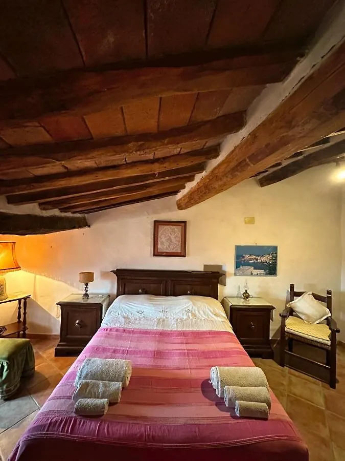 Holiday home La Casa Nel Castello Villa Canneto