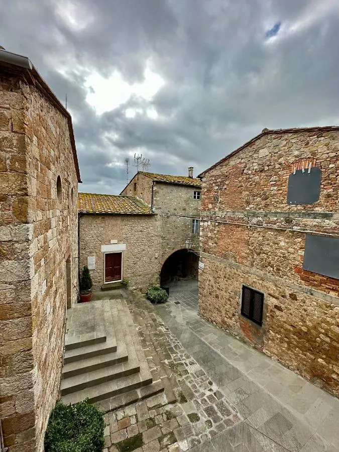 La Casa Nel Castello Villa Canneto  Holiday home Canneto (Pisa)